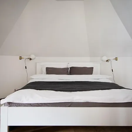 Parka Namins - 2 Stavu Namins Viesturdarza Perlu Medniekiem! * Riga