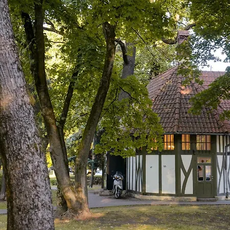 Parka Namins - 2 Stavu Namins Viesturdarza Perlu Medniekiem! Riga