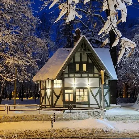 Parka Namins - 2 Stavu Namins Viesturdarza Perlu Medniekiem! Riga