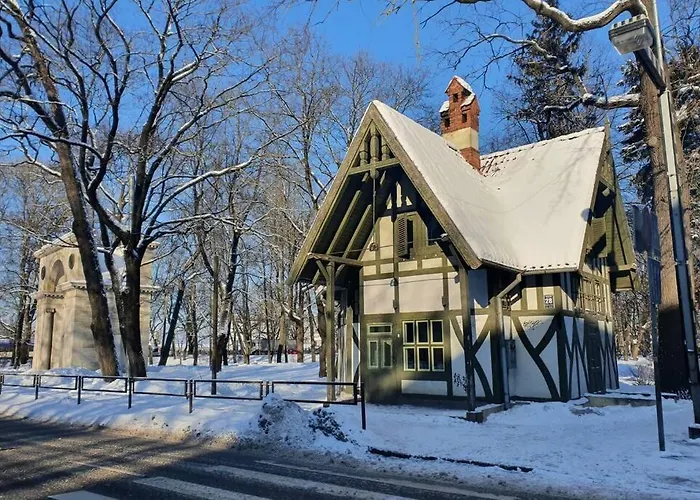 Parka Namins - 2 Stavu Namins Viesturdarza Perlu Medniekiem! *