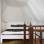 Parka Namins - 2 Stavu Namins Viesturdarza Perlu Medniekiem! * Riga