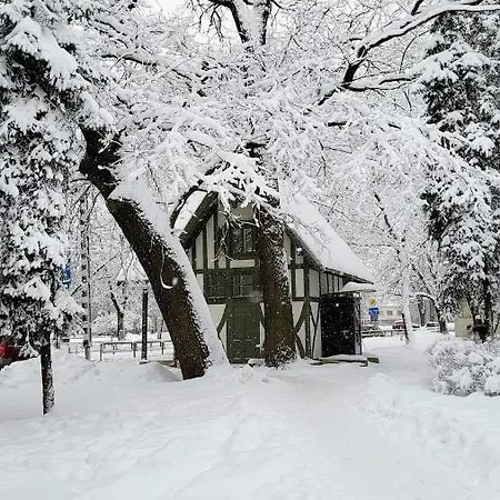 Parka Namins - 2 Stavu Namins Viesturdarza Perlu Medniekiem! * Riga